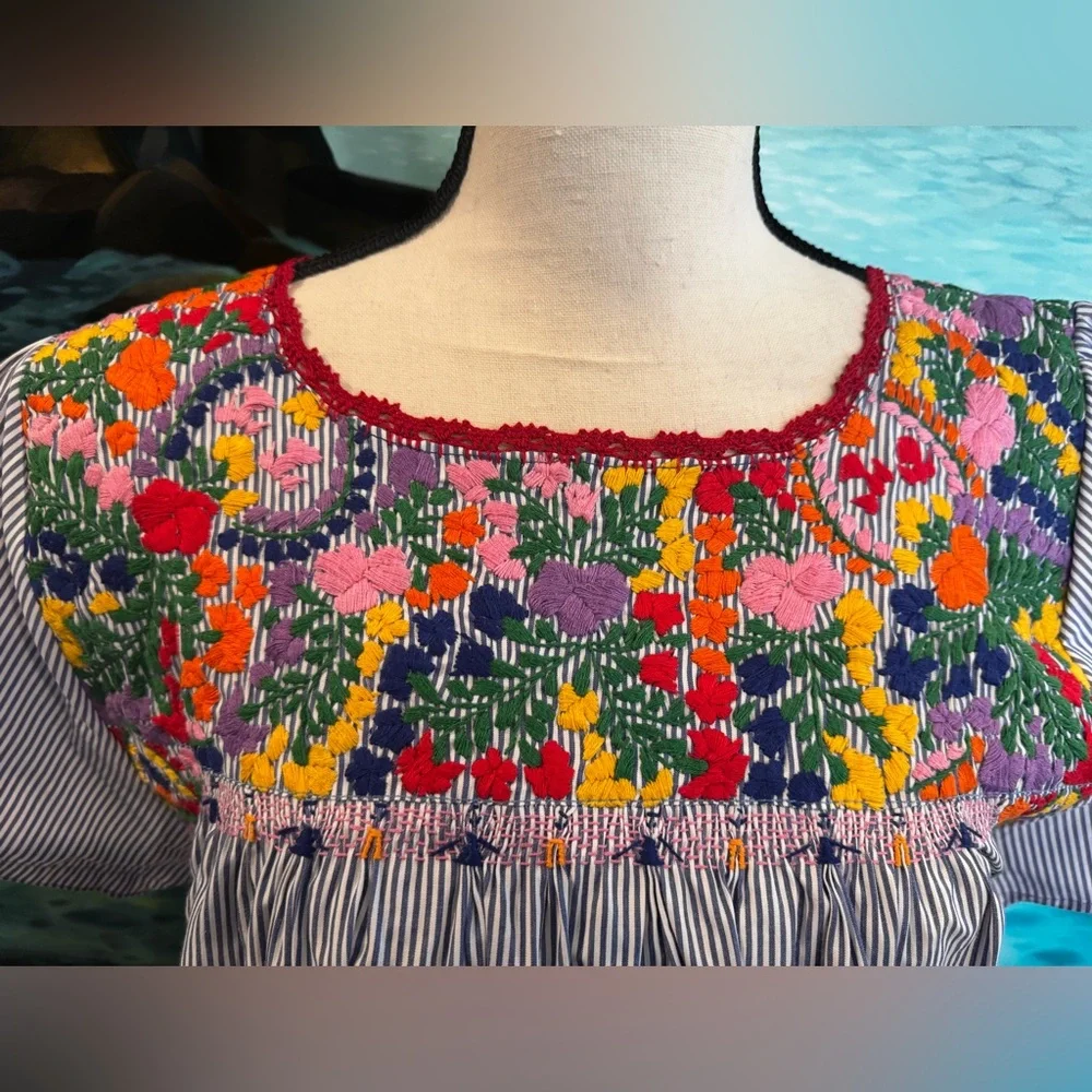 Mi Golondrina Multicolor Embroidered Dress - Picture 3 of 9